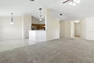 655 Powder Horn Row, Lakeland, FL 33809 - Photo 9