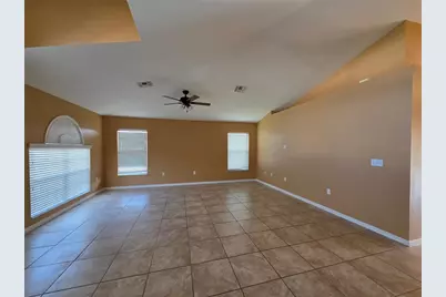 4532 Great Blue Heron Dr Drive, Lakeland, FL 33812 - Photo 9