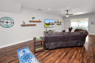 5928 Valentino Way, Lakeland, FL 33812 - Photo 11