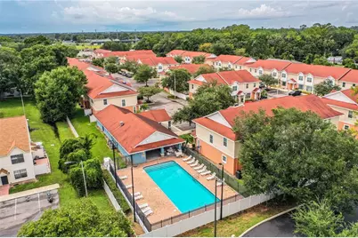 253 Alexander Woods Drive, Plant City, FL 33563 - Photo 5