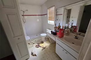 12144 SW Egret Cir, Lake Suzy, FL 34269 - Photo 9