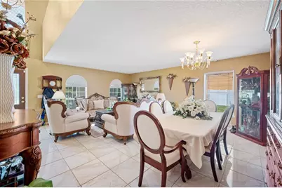 5155 Spanish Oaks Drive, Lakeland, FL 33805 - Photo 9