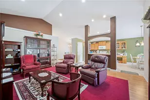 1829 Rocky Pointe Dr, Lakeland, FL 33813 - Photo 19