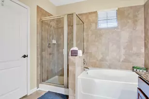 904 Charo Pkwy, Davenport, FL 33897 - Photo 13