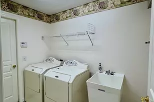 5857 Manchester Dr W, Lakeland, FL 33810 - Photo 31