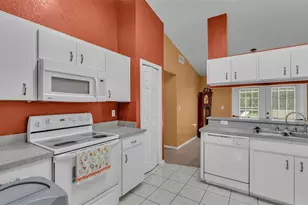 2809 Blush Dr, Lakeland, FL 33813 - Photo 13