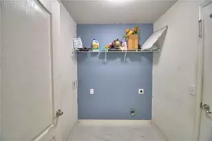 8203 Campbell Crossing Circle, Lakeland, FL 33810 - Photo 13