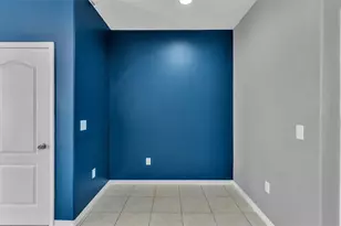 4219 Winding Vine Dr, Lakeland, FL 33812 - Photo 9