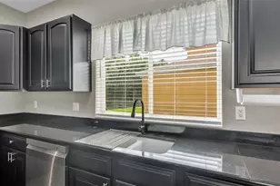 4344 Whistlewood Cir, Lakeland, FL 33811 - Photo 9