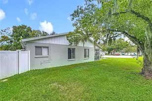 1305 Bramblewood Dr, Lakeland, FL 33811 - Photo 47