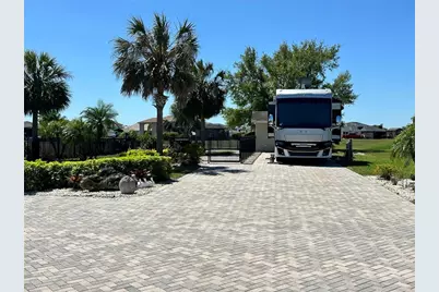 728 Teaberry Trail, Polk City, FL 33868 - Photo 1