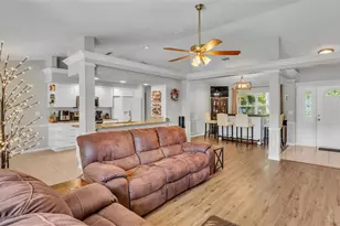 2232 Palmview Cir W, Auburndale, FL 33823 - Photo 9