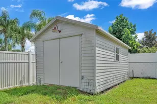 2232 Palmview Cir W, Auburndale, FL 33823 - Photo 35