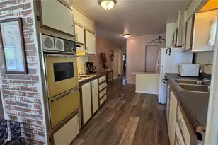 520 Skyline Dr W, Lakeland, FL 33801 - Photo 11