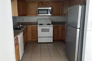 651 Lorraine Cir, Lake Wales, FL 33853 - Photo 5