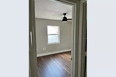 5215 Martinique Drive, Lakeland, FL 33812 - Photo 11