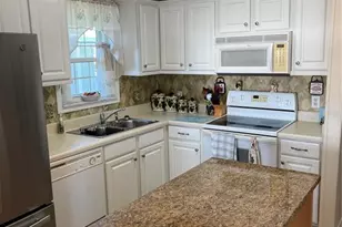 21 Queen of Waters St, Lake Wales, FL 33898 - Photo 9