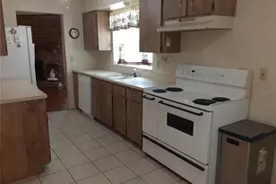 3701 Feather Dr, Lakeland, FL 33812 - Photo 5