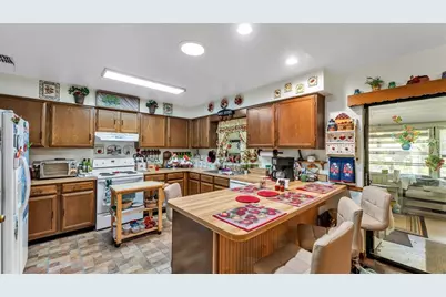 1301 Lanier Road, Lakeland, FL 33810 - Photo 9