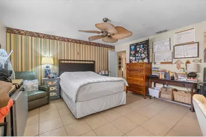 570 Villa Vista Boulevard, Lakeland, FL 33813 - Photo 17