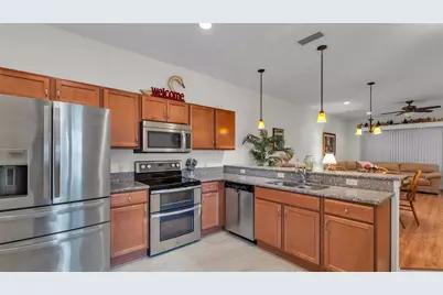 1584 Vienna Square Drive, Winter Haven, FL 33884 - Photo 9