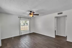 3050 Cross Fox Dr, Mulberry, FL 33860 - Photo 9