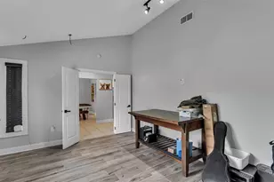 724 Palmore Ct, Lakeland, FL 33813 - Photo 3