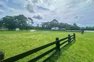 7218 Burkett Ave, Sebring, FL 33875 - Photo 3