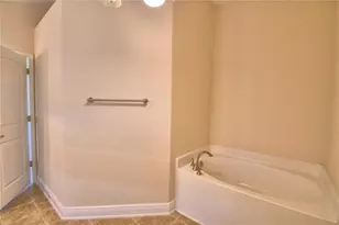 6654 Crescent Loop, Winter Haven, FL 33884 - Photo 25