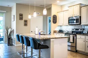 2778 Canyon Crest Dr, Lakeland, FL 33811 - Photo 9