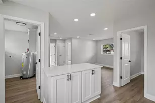 2633 Royal Dr, Lakeland, FL 33801 - Photo 13