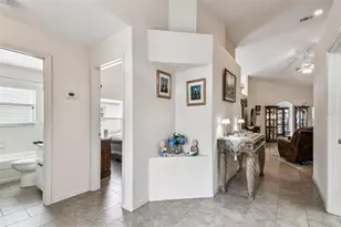 6845 Shimmering Dr, Lakeland, FL 33813 - Photo 3