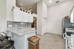 6845 Shimmering Dr, Lakeland, FL 33813 - Photo 15