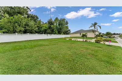 2756 Highlands Creek Drive, Lakeland, FL 33813 - Photo 35