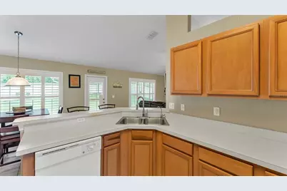 2756 Highlands Creek Drive, Lakeland, FL 33813 - Photo 11