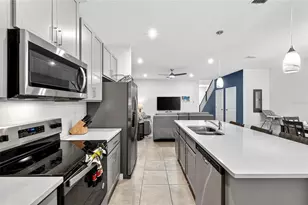 2309 Distant Sun Trl, Kissimmee, FL 34747 - Photo 17