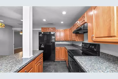 736 W Lake Wales Road S, Lake Wales, FL 33859 - Photo 17