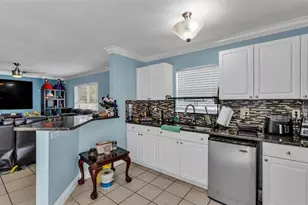 1012 W 10th St, Lakeland, FL 33805 - Photo 5