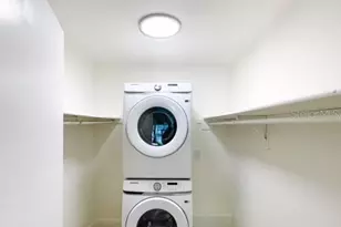 712-A Angelina Ln, Lakeland, FL 33801 - Photo 7