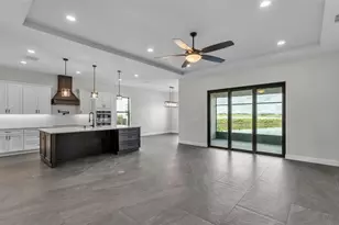 224 Valencia Ridge Dr, Auburndale, FL 33823 - Photo 3