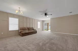 2162 Blue Highlands Dr, Lakeland, FL 33811 - Photo 3