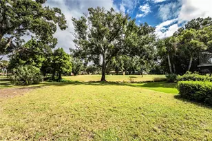 421 Lone Palm Dr, Lakeland, FL 33815 - Photo 19