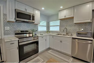 4816 Goldenview Lane, Lakeland, FL 33811 - Photo 9