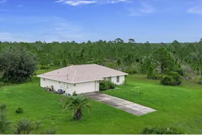 30 Milky Way, Venus, FL 33960 - Photo 1