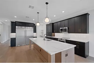 5351 Clubhouse Hills Lane, Lakeland, FL 33812 - Photo 11