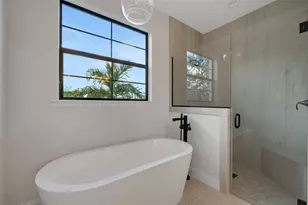 5351 Clubhouse Hills Ln, Lakeland, FL 33812 - Photo 23