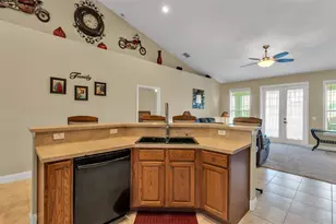 730 Country Walk Cove, Eagle Lake, FL 33839 - Photo 9