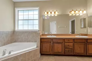 730 Country Walk Cove, Eagle Lake, FL 33839 - Photo 21