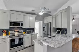 6096 Kittiwake Dr, Lakeland, FL 33809 - Photo 9