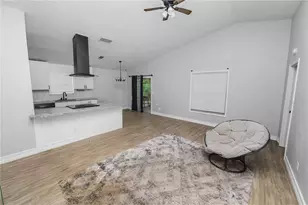 3307 Fox Ridge Dr, Winter Haven, FL 33884 - Photo 3